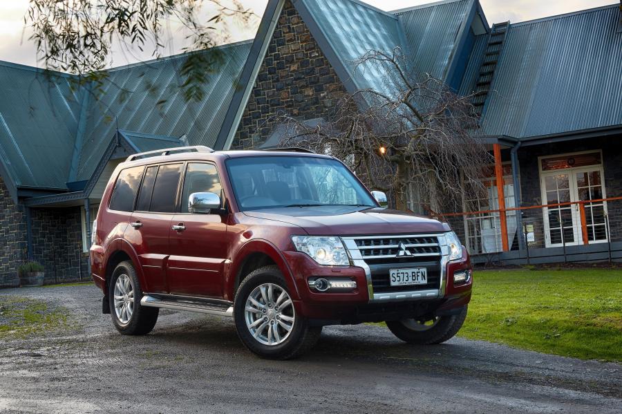  Mitsubishi Pajero 5-Door 2014 года  (AU) (фото 5 из 40)